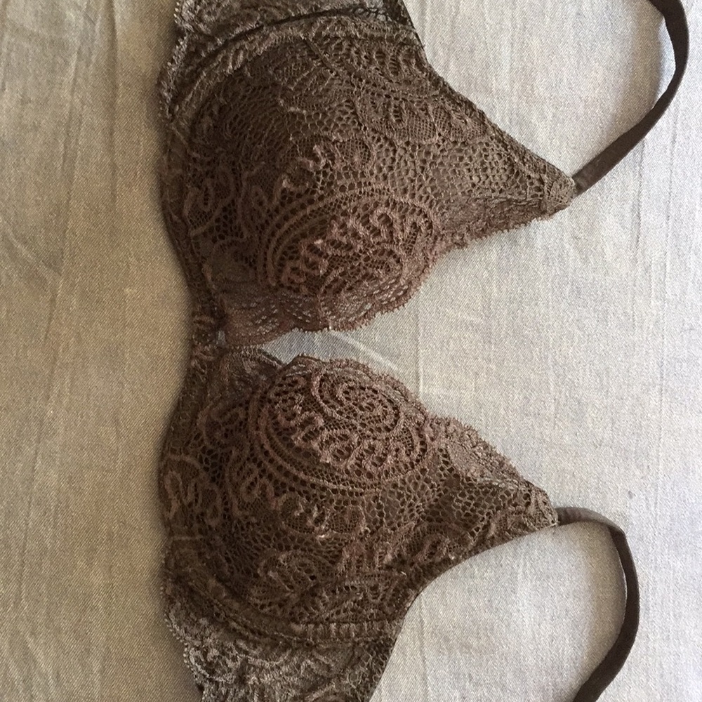 Victoria’s Secret “Very Sexy” Lace Bra